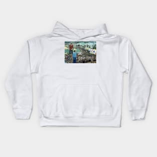 Danbury Fair Crowd Kids Hoodie